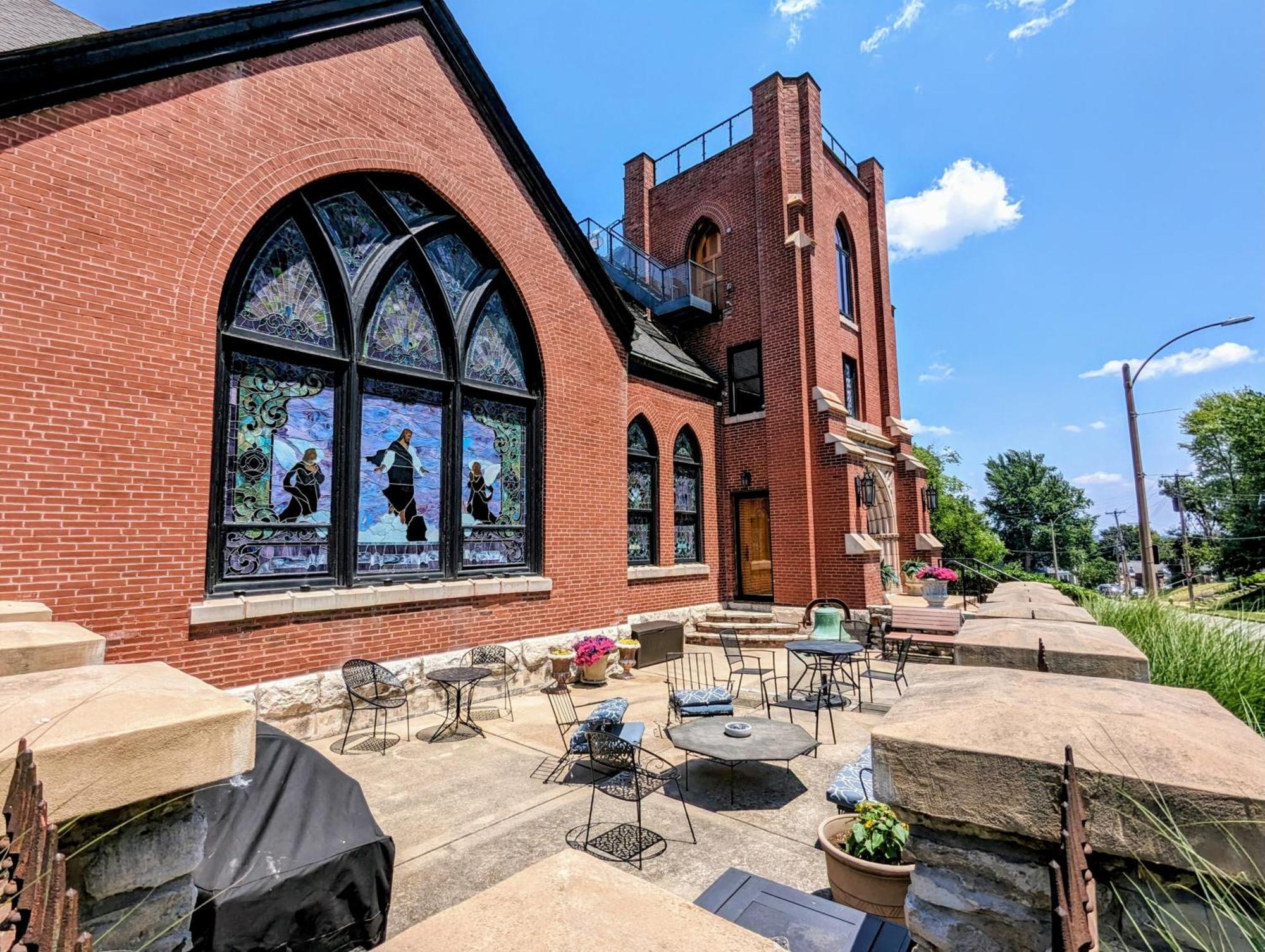 Gothic Heights Inn Clifton Heights エクステリア 写真